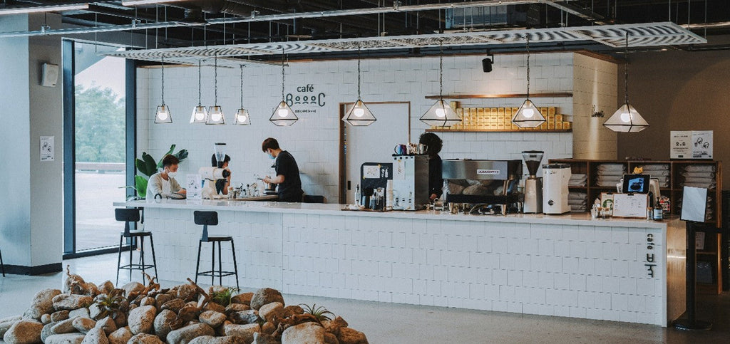How to Successfully Open a Cafe : 10 Things Every Owner Should Know